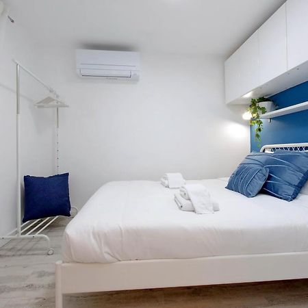 Ych-Confortevole Suite Al Colosseo Roma Exterior foto
