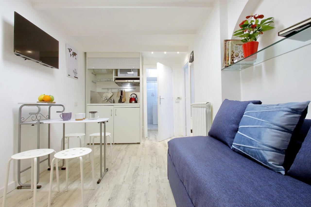 Ych-Confortevole Suite Al Colosseo Roma Exterior foto